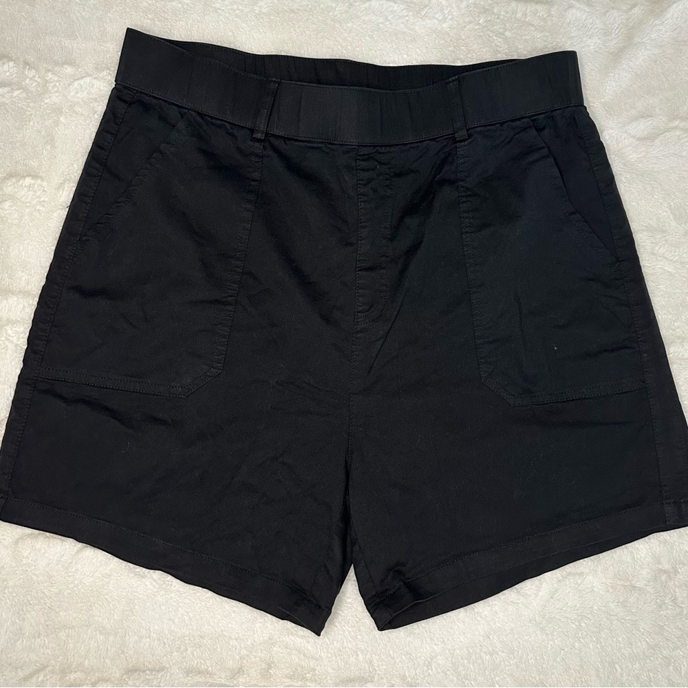 Elegant Black Women's Bermuda Shorts